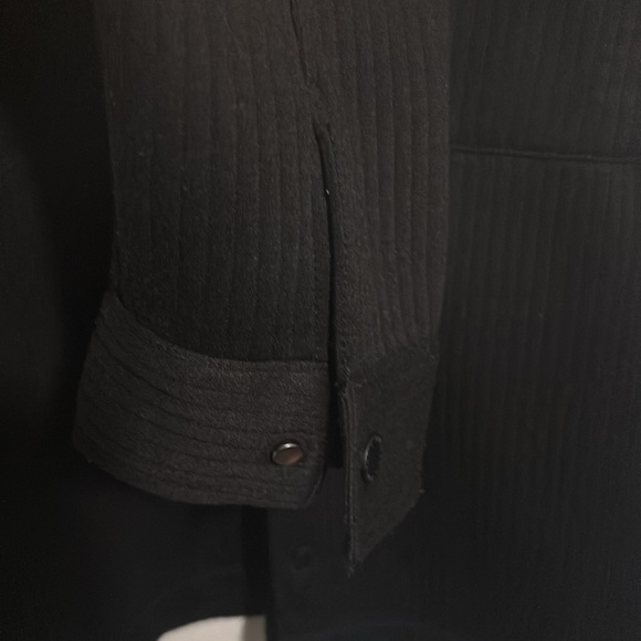 H&M LONG SLEEVE BUTTON DOWN SHIRT in BLACK - Picture 5 of 6